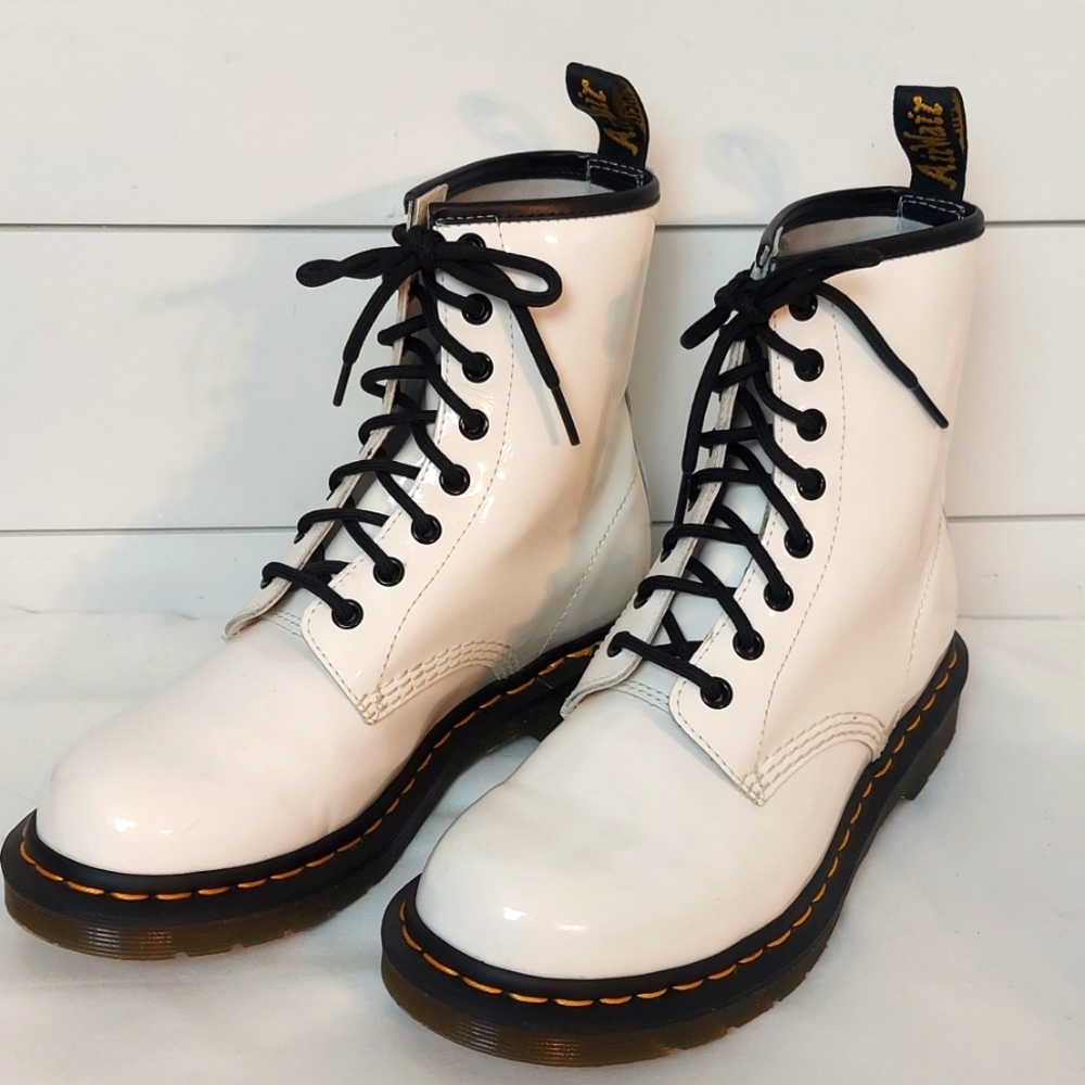 Dr. Martens white "AirWair with Bouncing Soles" boots.  Sz 8